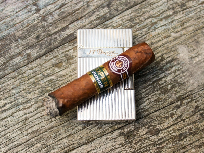 Đánh giá hương vị của Xì gà Montecristo Open Junior